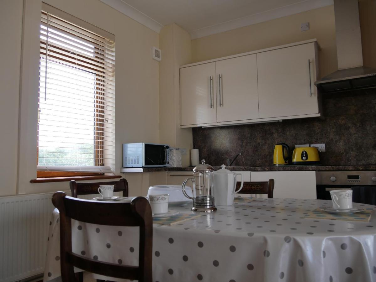 Appartement Penddaulwyn Uchaf Farm # Carmarthenshire à Nantgaredig Extérieur photo